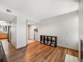 1323 S Cathay Court 202, Aurora CO 80017