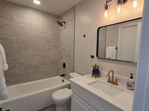 1250 S Monaco Parkway 17, Denver CO 80224
