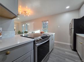 1250 S Monaco Parkway 17, Denver CO 80224