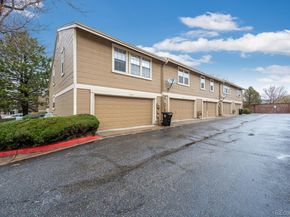 4356 S Blackhawk Way, Aurora CO 80015
