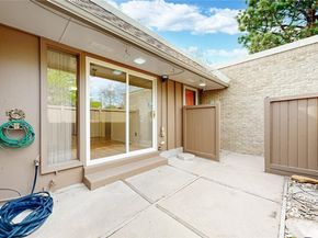 153 S Vance Court, Lakewood CO 80226