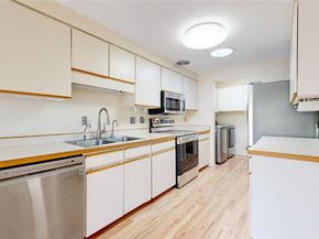 153 S Vance Court, Lakewood CO 80226
