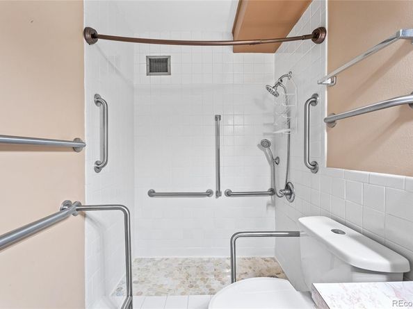 610 S Alton Way 1B, Denver CO 80247