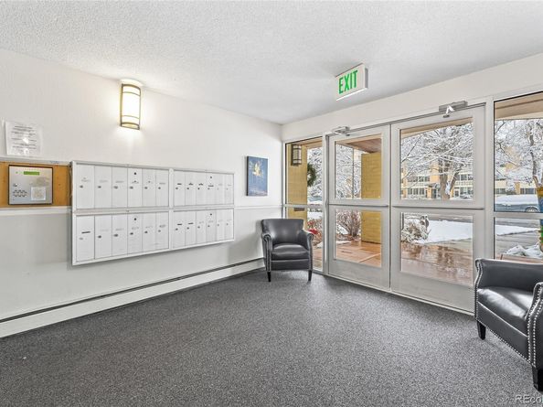 610 S Alton Way 1B, Denver CO 80247