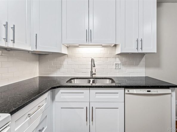 610 S Alton Way 1B, Denver CO 80247