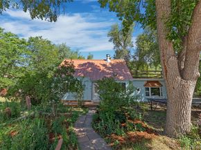 Undisclosed Address #2747514, Boulder CO 80301