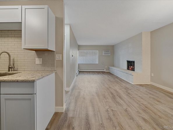 4110 Hale Parkway 1E, Denver CO 80220