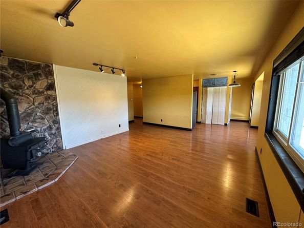 2318 S Rifle Street, Aurora CO 80013
