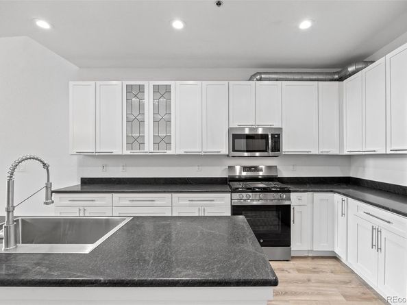 7700 E 29th Avenue 102, Denver CO 80238