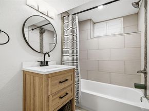 2960 Ivy Street, Denver CO 80207