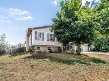 1922 S Ivory Way