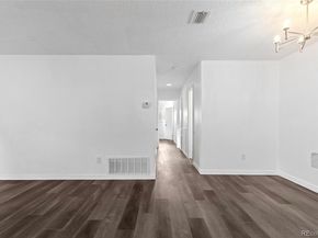 7220 S Gaylord Street G17, Littleton CO 80122