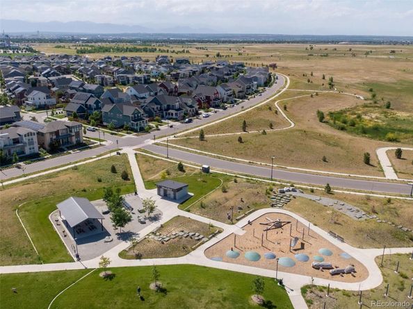 6003 N Chester Way, Denver CO 80238