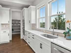 6003 N Chester Way, Denver CO 80238