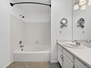 1846 S Pagosa Way 36, Aurora CO 80017