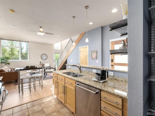 3095 Blake Street 2, Denver CO 80205
