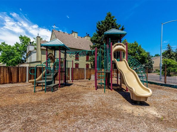 1885 S Quebec Way B22, Denver CO 80231