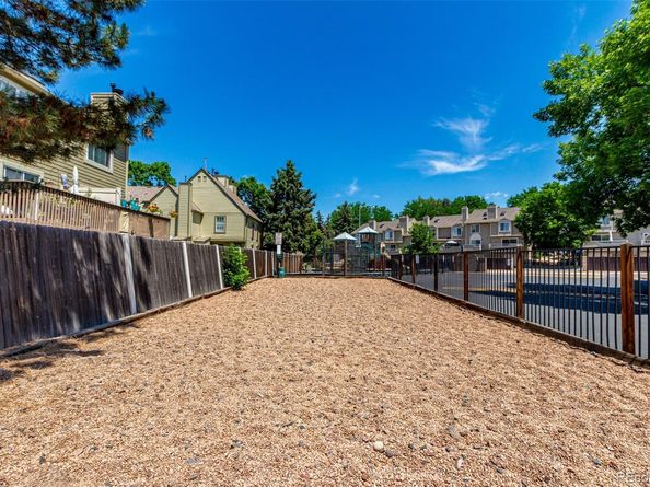 1885 S Quebec Way B22, Denver CO 80231