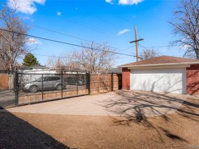 2341 Oakland Street, Aurora CO 80010