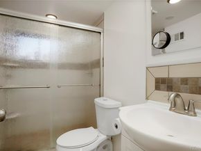 2341 Oakland Street, Aurora CO 80010