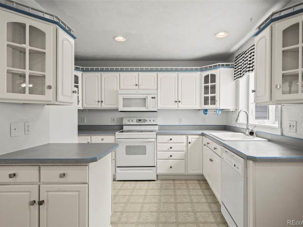 796 Kenton Street, Aurora CO 80010