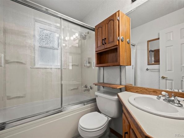 796 Kenton Street, Aurora CO 80010