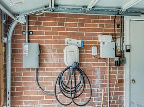 2520 Locust Street, Denver CO 80207