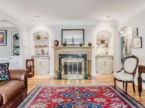 2520 Locust Street, Denver CO 80207