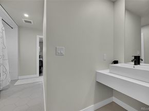 10300 E Exposition Avenue, Aurora CO 80247