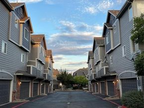 19246 E Carolina Place 103, Aurora CO 80017