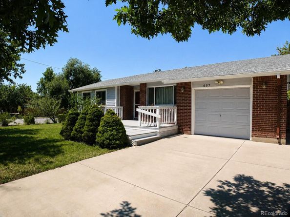 697 S Worchester Street, Aurora CO 80012