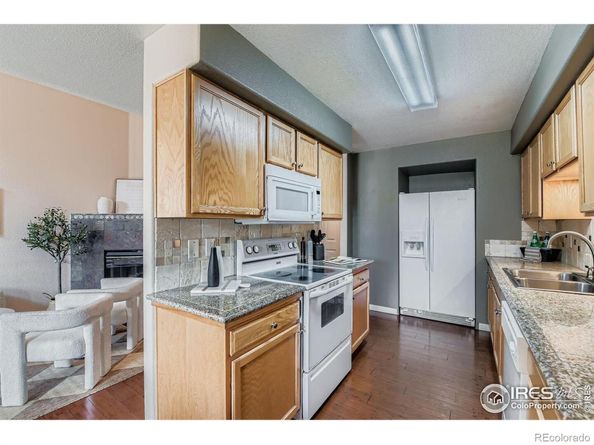 572 Ridgeview Drive, Louisville CO 80027