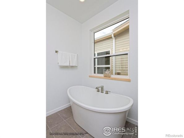 2286 Star Hill Street, Longmont CO 80503