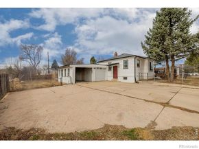 825 Gray Street, Lakewood CO 80214