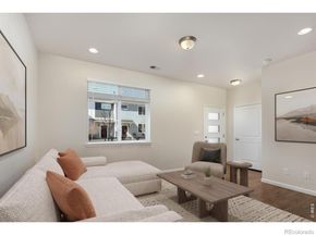 610 Stonebridge Drive, Longmont CO 80503