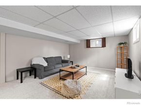 1075 Emerald Street, Broomfield CO 80020