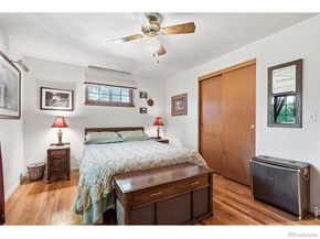 1413 Sharpe Place, Longmont CO 80501