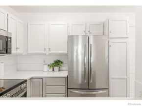 2106 Meadow Court, Longmont CO 80501
