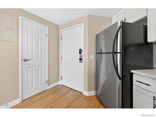 100 Park Avenue W 1305, Denver CO 80205