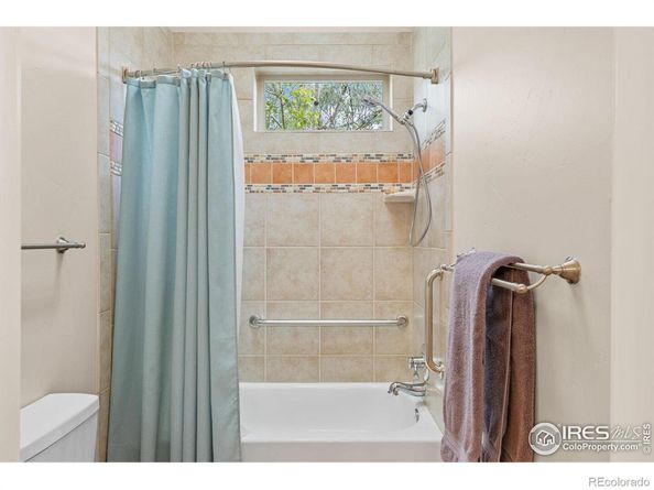 8584 Summerlin Place, Longmont CO 80503