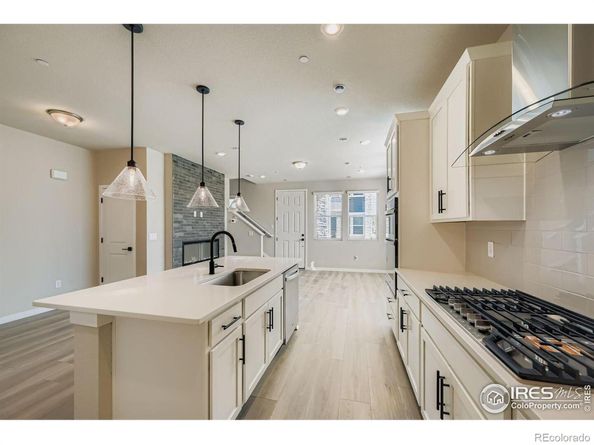 2777 Bear Springs Circle, Longmont CO 80503