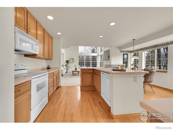 906 Cranberry Court, Longmont CO 80503