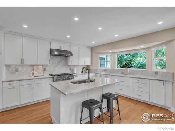 174 Cherrywood Lane, Louisville CO 80027
