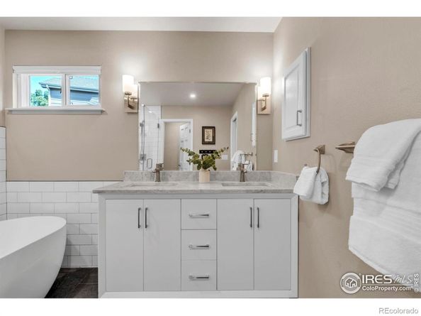 174 Cherrywood Lane, Louisville CO 80027