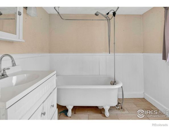 222 Bowen Street, Longmont CO 80501