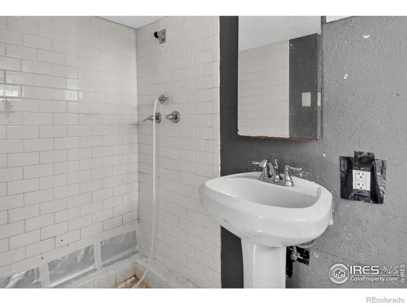 222 Bowen Street, Longmont CO 80501