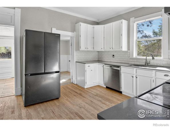 222 Bowen Street, Longmont CO 80501