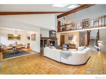 4936 Clubhouse Circle