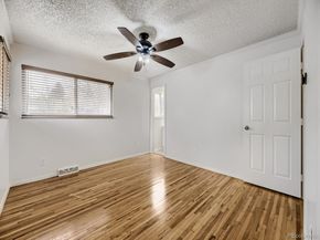 2011 S Carr Street, Lakewood CO 80227