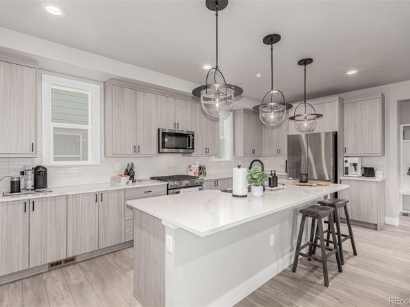 2742 E 103rd Avenue, Denver CO 80229